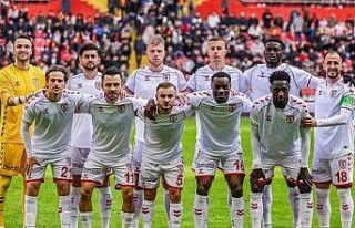 Samsunspor’un zirve mücadelesi sürüyor