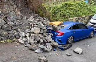 Sarıyer’de istinat duvarı aracın üstüne yıkıldı