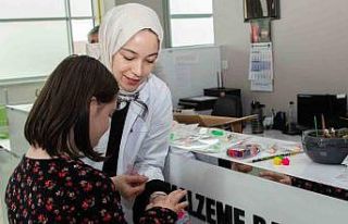 Selçuk Üniversitesi’nde özel çocukların diş...