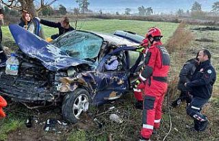 Seydikemer’de minibüs ile otomobil çarpıştı:...