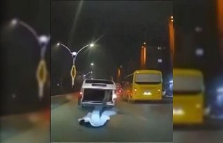 Seyir halindeki aracın bagajından düştü, ölümden...