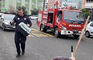 Sıkışan kedi için zamana karşı yarış