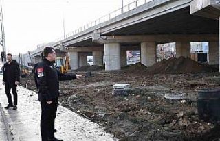 Silivri’de E-5 kenarında peyzaj yenileniyor