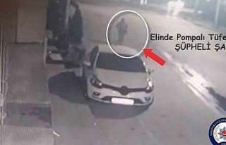 Sokakta tüfekle rastgele ateş açtı: Yakalanma...