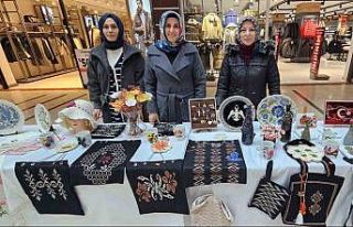 Tatvan’da ADEM kursiyerlerinin el emeği ürünleri...