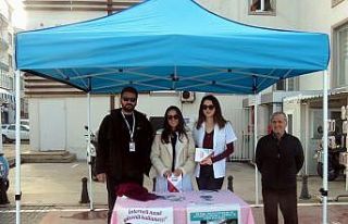 Teknoloji bağımlılığı konusunda ebeveynlere...