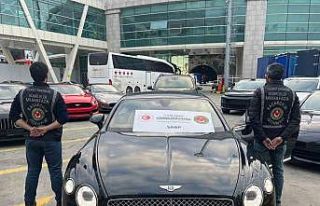 Ticaret Bakanlığı ekipleri lüks araç vurgununa...