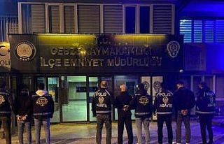 Tırdaki akaryakıtı almak için şoförü bıçaklayan...