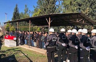 Trafik kazasında ölen polis memuru toprağa verildi