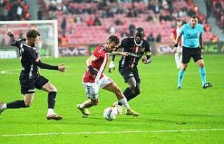 Trendyol Süper Lig: Samsunspor: 2 - Gaziantep FK:...