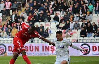 Trendyol Süper Lig: Sivasspor: 1 - Corendon Alanyaspor:...