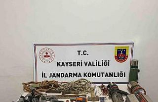 Tümülüste kaçak kazıya suçüstü