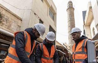 Türk Telekom CEO’su Ümit Önal: “Fiberin hızını...