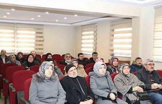 Umreye gidecek vatandaşlara eğitim semineri düzenlendi