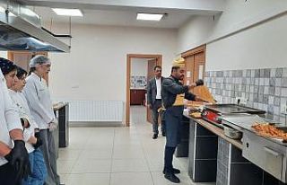 Üniversite öğrencileri ’Hızlı Yemek Restoran...