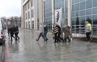 Uşak’ta 7 uyuşturucu satıcısı tutuklandı