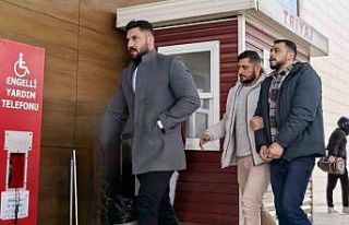 Uyuşturucu taciri kıskıvrak yakalandı