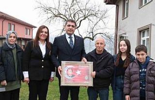 Vali Aslan, şehit yakınları ve gazileri yalnız...