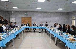 Vali Hatipoğlu, basın mensuplarıyla bir araya geldi