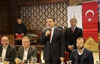 Vali Musa Işın, köy muhtarlarıyla bir araya geldi