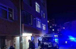 Yaşlı kadın kocası tarafından asılı bulundu