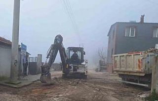 Yunusemre’de bozulan yollar onarılıyor