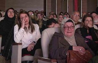 "04.17 Belgesel Film" galasında duygu dolu...