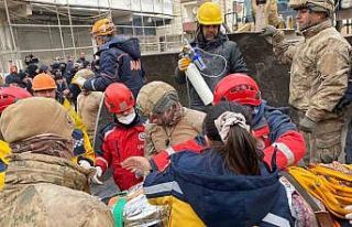 100 kişiye mezar olan apartmandan 56 saat sonra sağ...