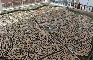 21 yıl, 21 günde yapılan Sur maketine yoğun ilgi