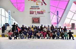 2 bin 500 öğrenci, büyükşehirin karne hediyesi...