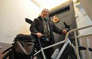 60 yaşında pedal çevirerek sağlığını koruyor