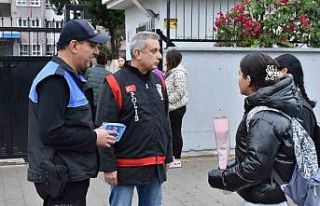 Adana’da sokaklarda çocukların ve gençlerin korunmasına...