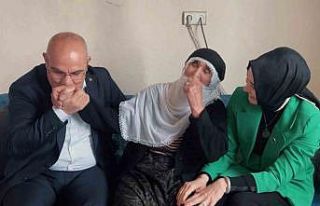 Ağrı Valisi Koç, 98 yaşındaki Suti nineyi ziyaret...