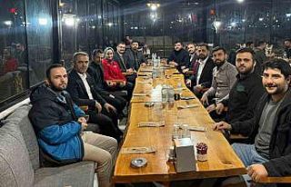 AK Parti Batman İl Başkanı Şansi, STK temsilcileriyle...