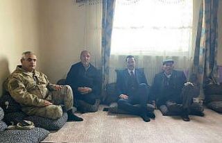 Akyaka Kaymakamı Demirtaş’tan Kıbrıs gazisine...