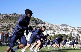 Alanyaspor, Adana Demirspor maçı hazırlıklarını...