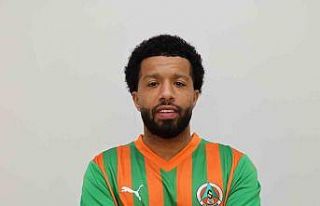 Alanyaspor’a defans ve orta saha takviyesi