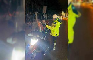 Alkol ve uyuşturucu madde etkisinde araç kullanan...