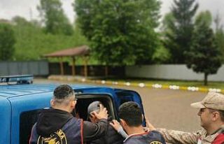 Aranan 4 hükümlü, jandarma ekiplerince yakalandı