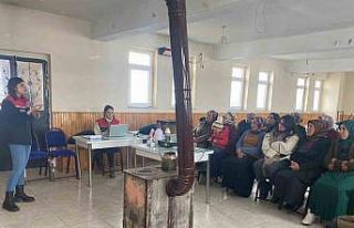 Arpaçay’da kadın çiftçiler hem öğreniyor hem...