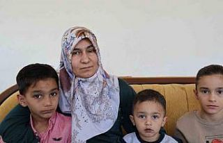 Asrın felaketinden 40 günlük bebeği ile kurtulan...