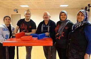 Asude Sarı, annesine ve babasına verdiği sözü...