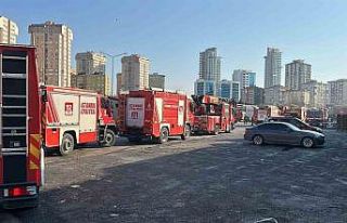 Ataşehir’de sebze halinde korkutan yangın