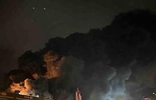 Avcılar’da geri dönüşüm tesisindeki yangın...