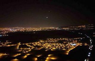 Ay ve Venüs bir arada