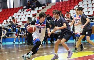 Aydın’da basketbol turnuvası tempolu başladı
