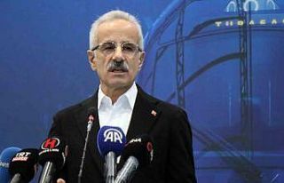 Bakan Uraloğlu, ilk yerli ve milli elektrikli tren...