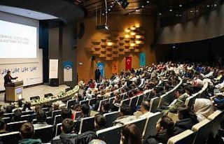 Bakan Yardımcısı Boyraz, NEÜ’nde öğrencilerle...