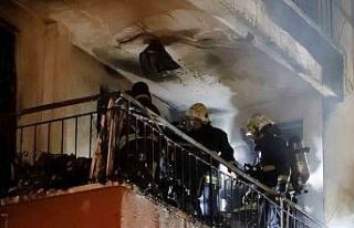 Balkona stoklanan cep telefonu bataryaları bomba...