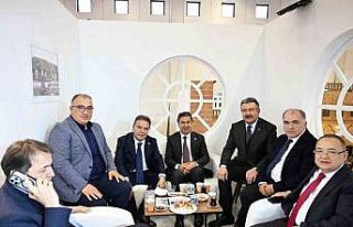 Başkan Böcek, EMITT 2025’te Antalya’yı tanıtıyor